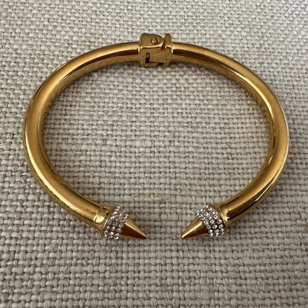 VITA FEDE Mini Titan Cuff Crystal Bracelet M Medium Gold - Picture 3 of 12